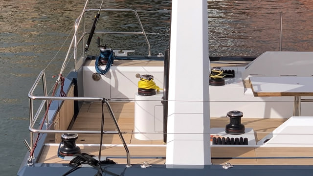 OUTSTAR 48